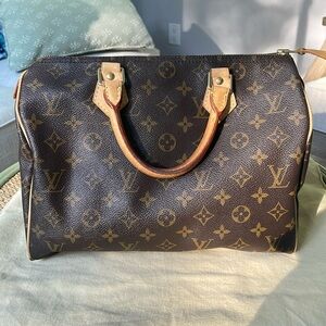 Louis Vuitton Speedy 30